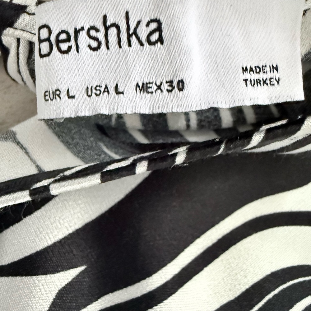 Bershka Black White Swirl Print Long Sleeve Midi Dress With Slits Size XX - Picture 9 of 13